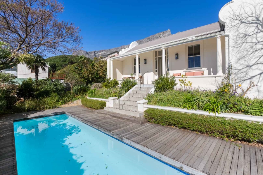 5 Bedroom Property for Sale in Higgovale Western Cape